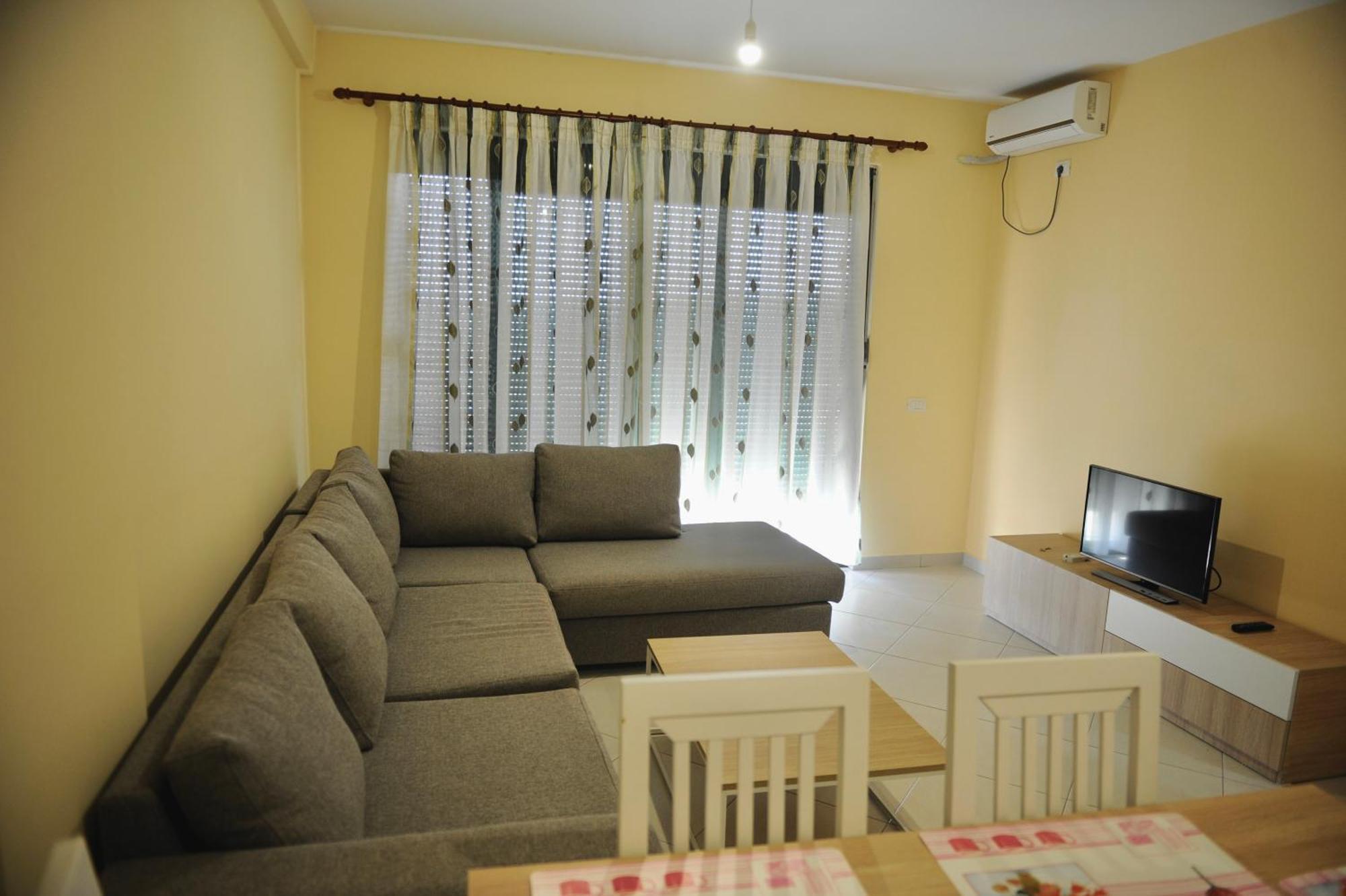 Hotel Fish Land Plazhi San Pietro Ngoại thất bức ảnh