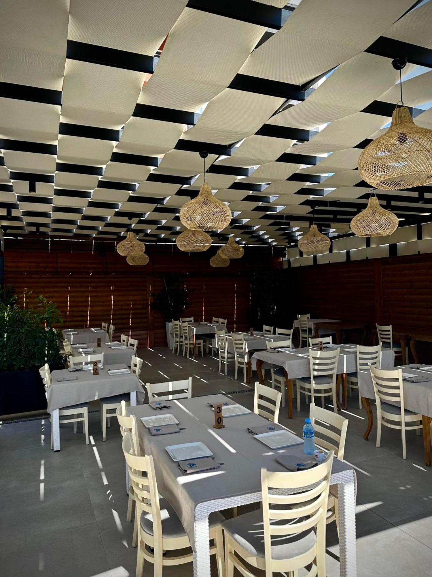 Hotel Fish Land Plazhi San Pietro Ngoại thất bức ảnh