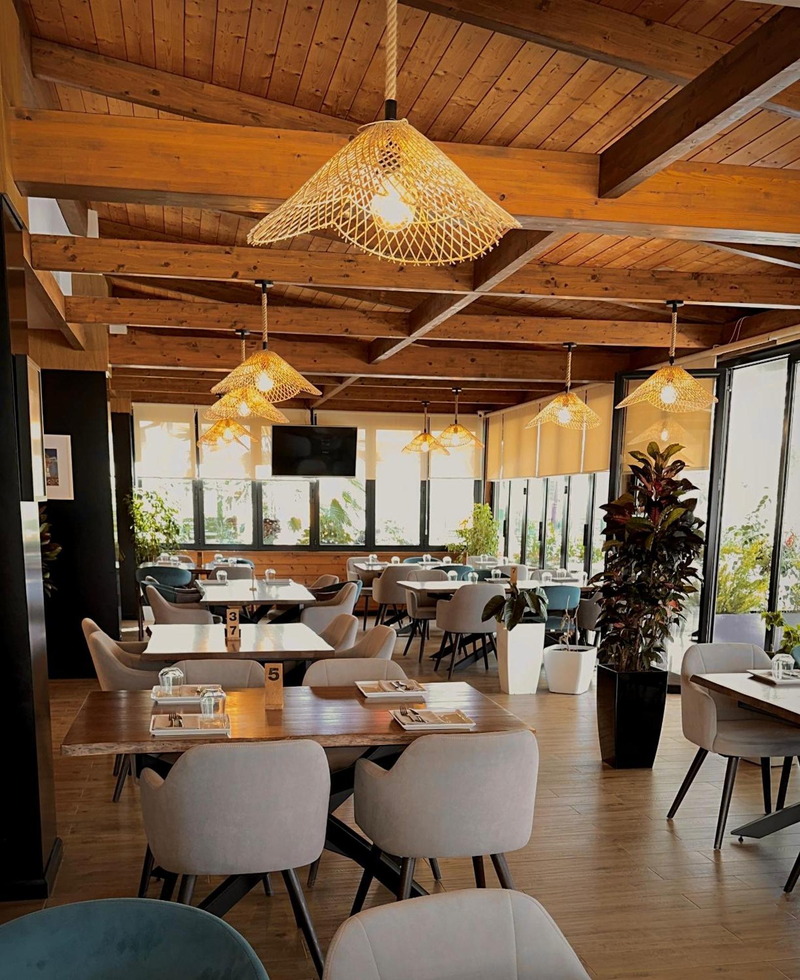 Hotel Fish Land Plazhi San Pietro Ngoại thất bức ảnh