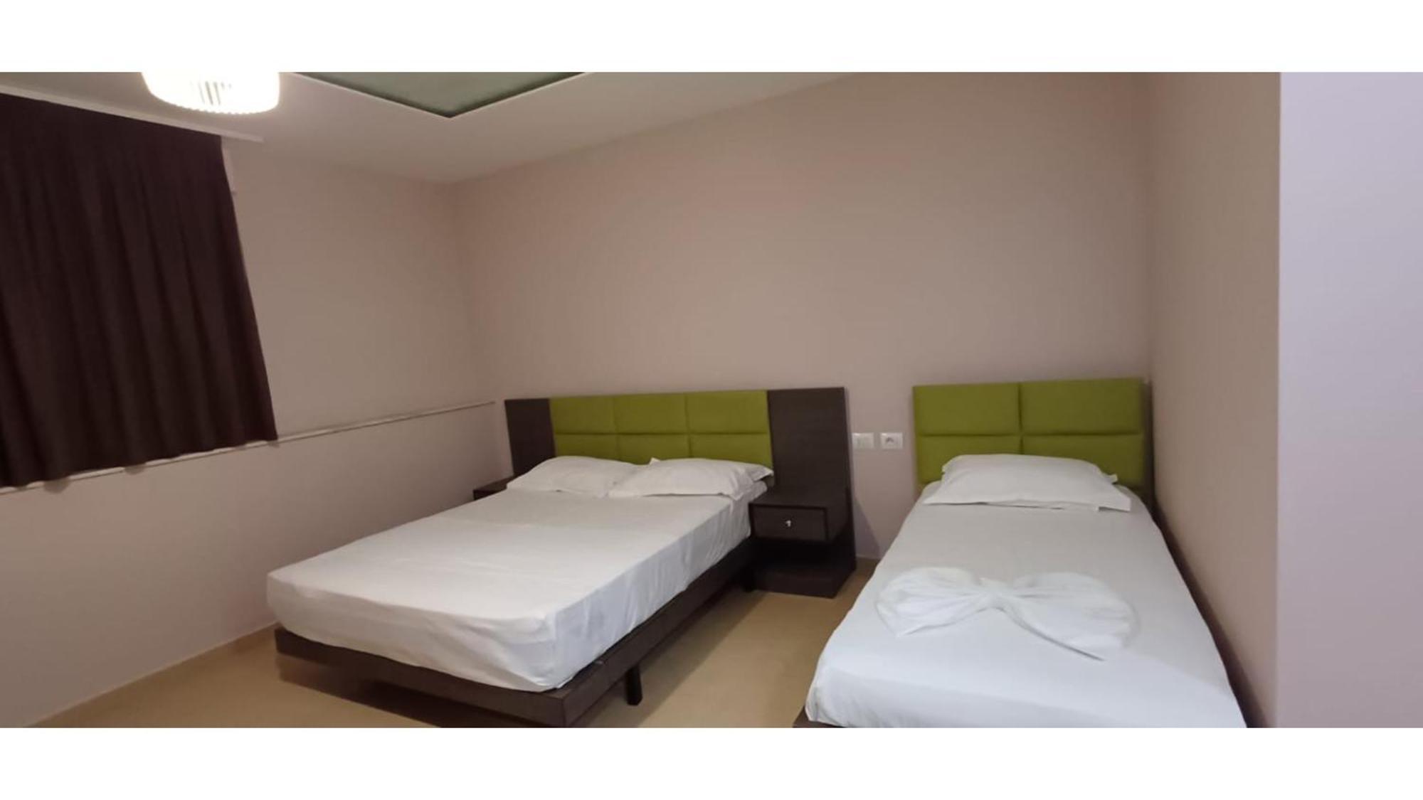 Hotel Fish Land Plazhi San Pietro Ngoại thất bức ảnh