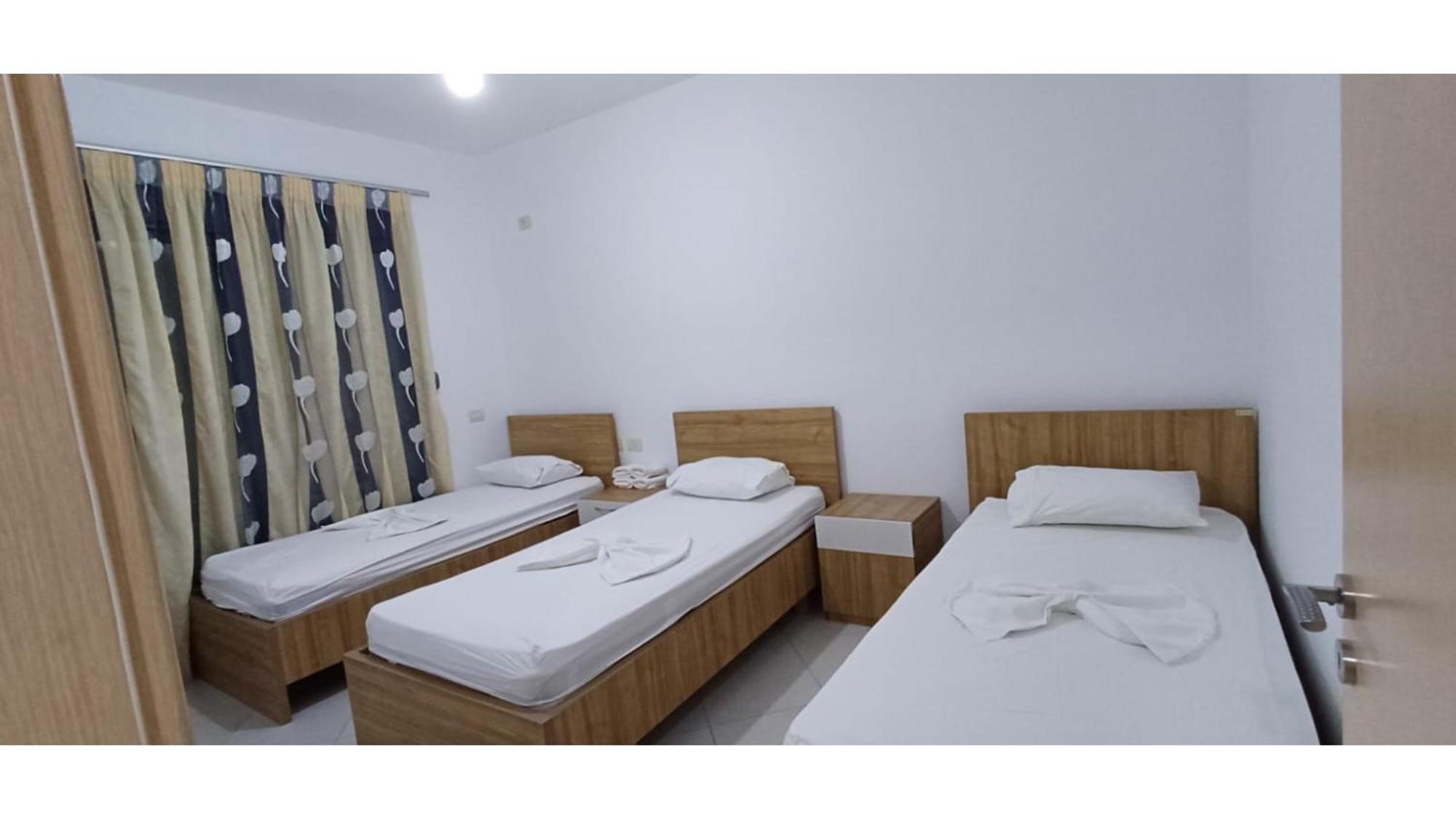 Hotel Fish Land Plazhi San Pietro Ngoại thất bức ảnh