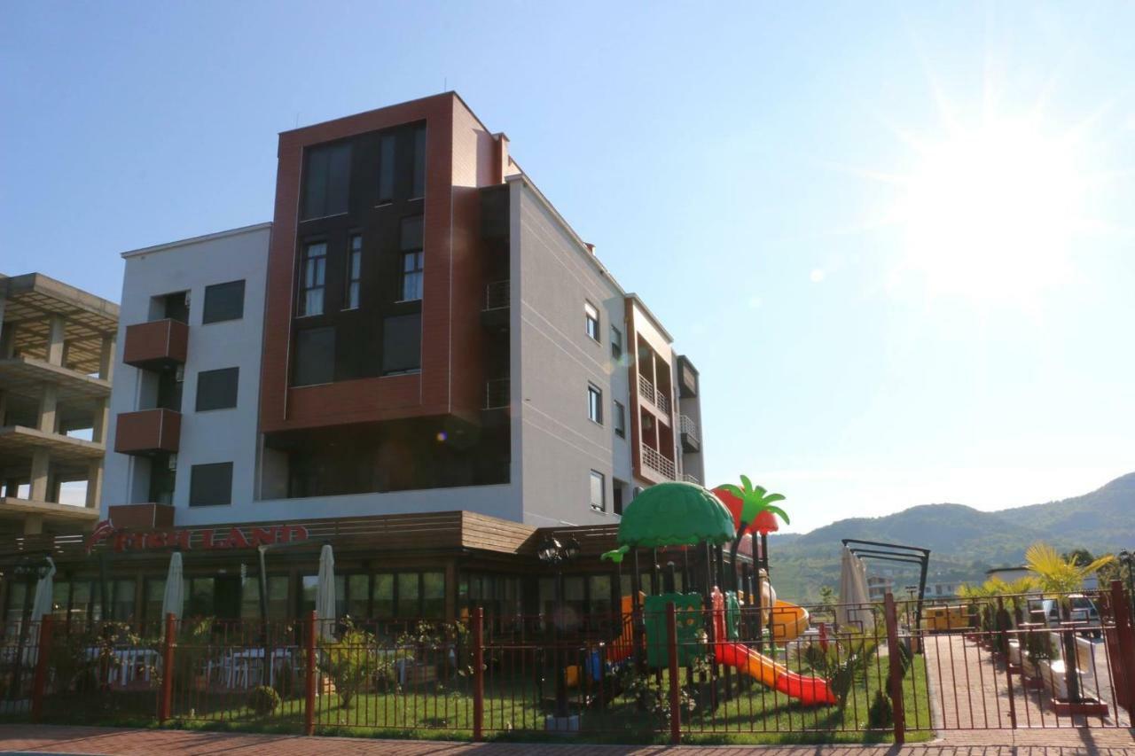 Hotel Fish Land Plazhi San Pietro Ngoại thất bức ảnh